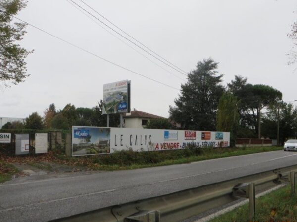 Panneaux routiers et Pré-enseignes à Toulouse